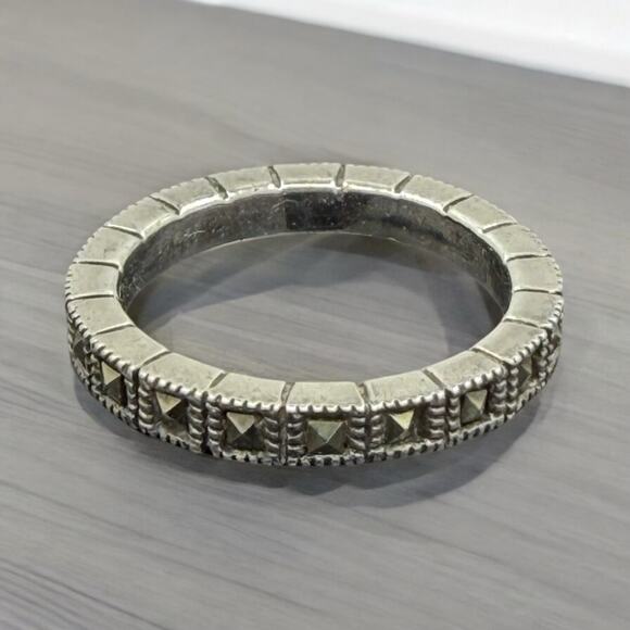 Vintage Marcasite Band Ring 925 Sterling Silver US Size 9.5 - Picture 2 of 4